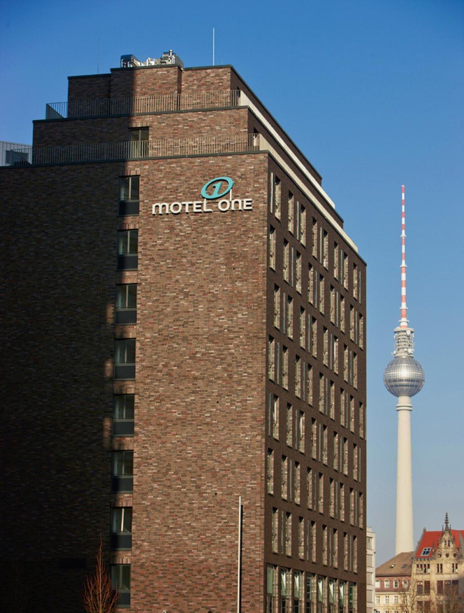 Motel One Berlin-Spittelmarkt Bagian luar foto