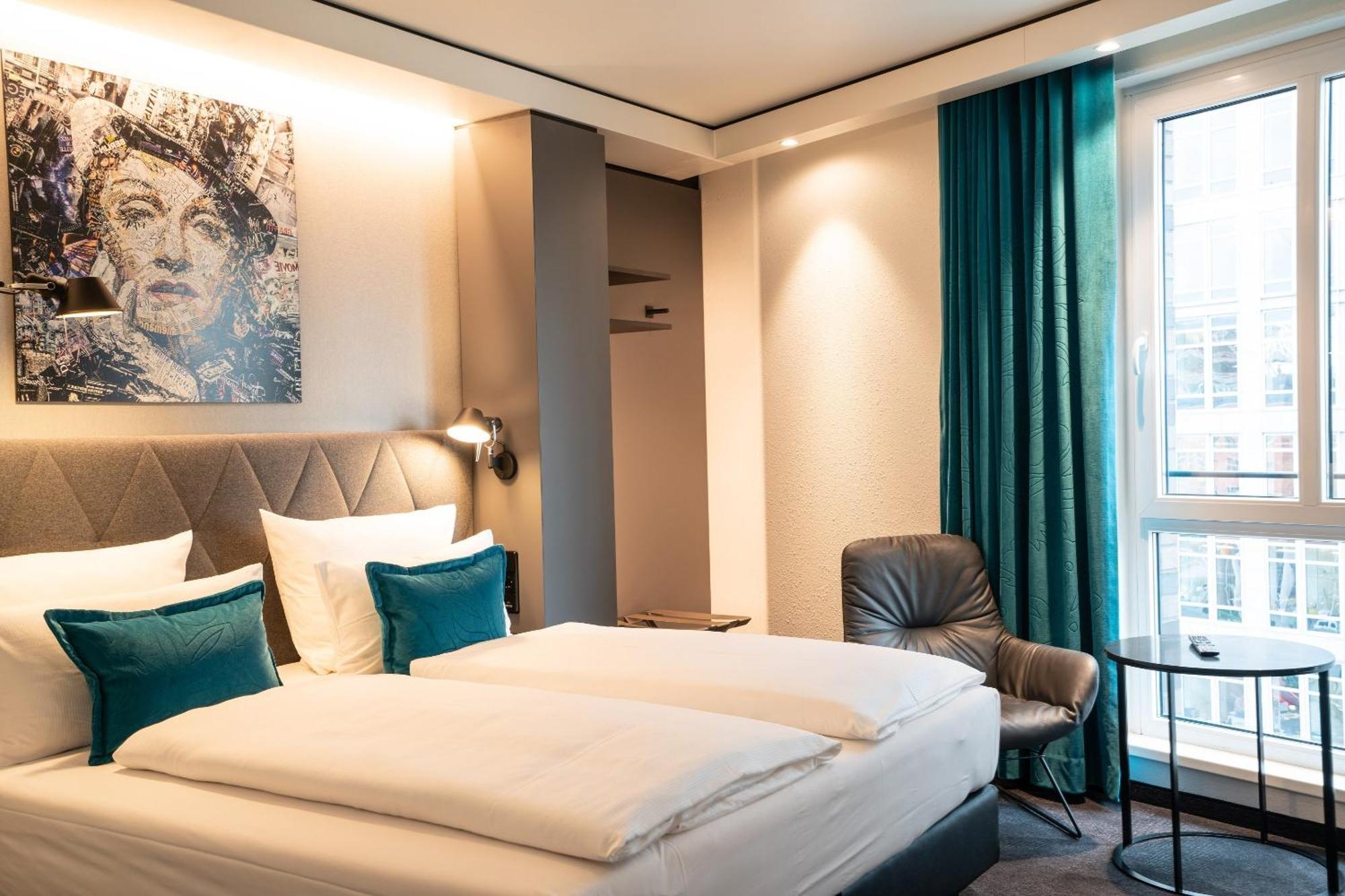 Motel One Berlin-Spittelmarkt Bagian luar foto