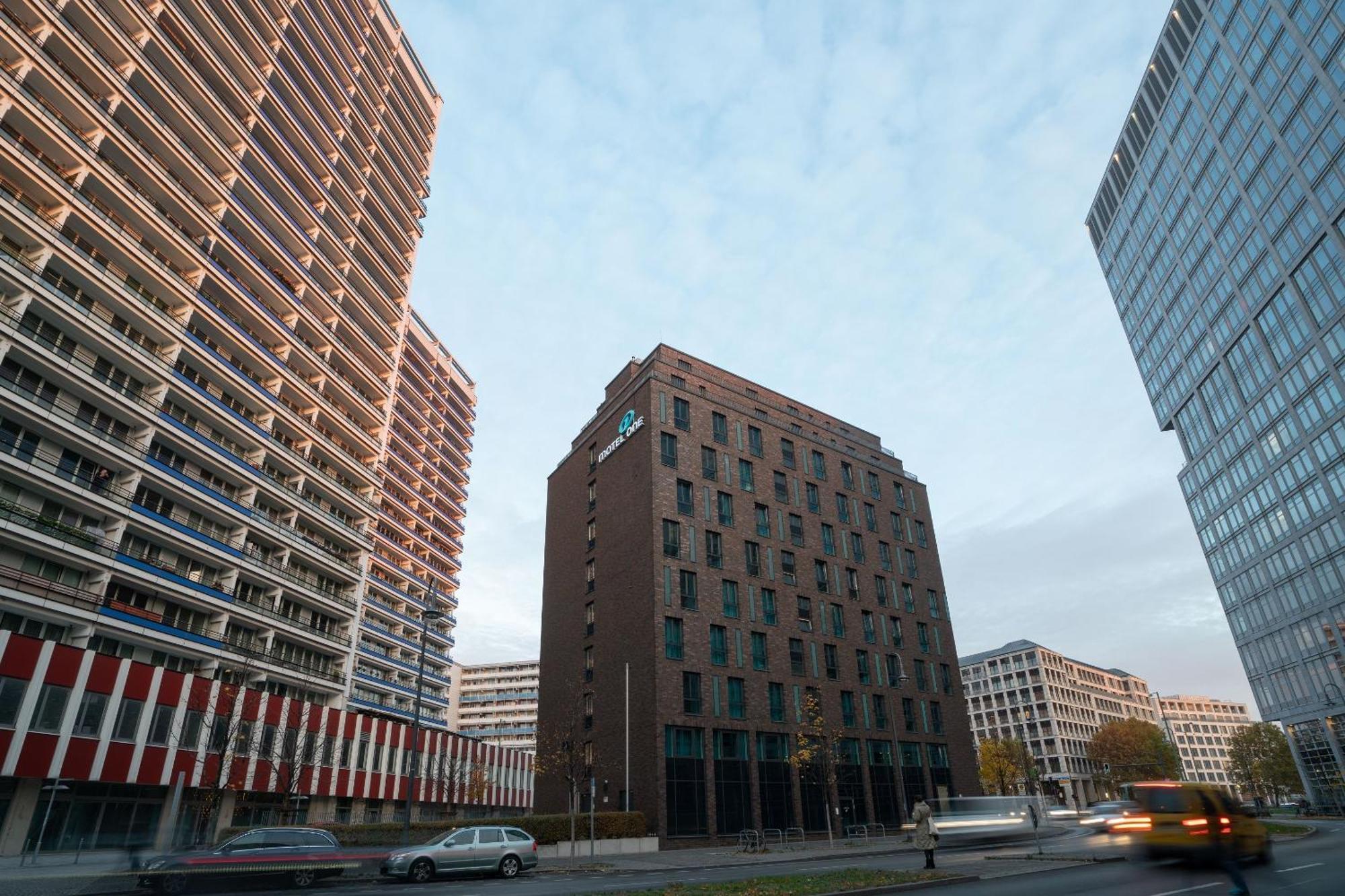 Motel One Berlin-Spittelmarkt Bagian luar foto