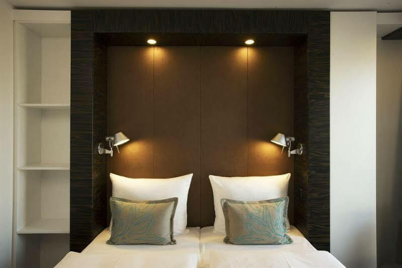 Motel One Berlin-Spittelmarkt Bagian luar foto