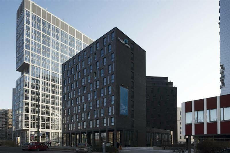 Motel One Berlin-Spittelmarkt Bagian luar foto