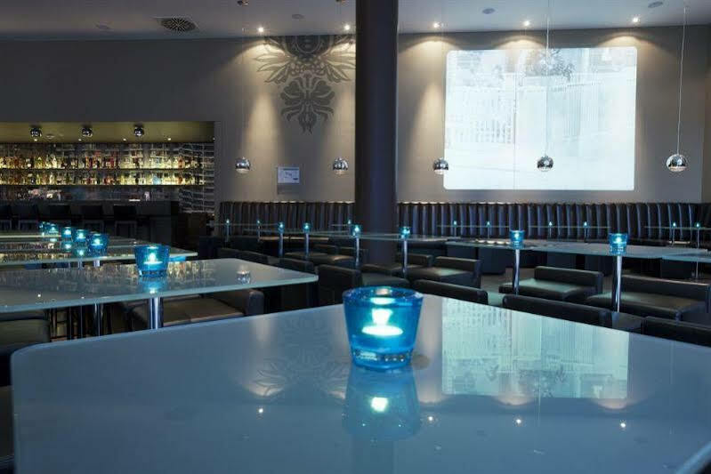 Motel One Berlin-Spittelmarkt Bagian luar foto